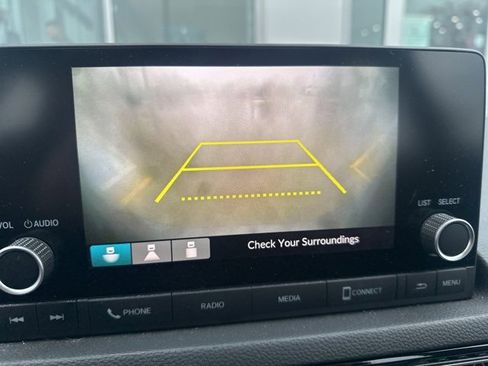 Used 2023 Honda Civic Sport image 16