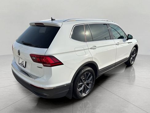 Used 2022 Volkswagen Tiguan SE image 4