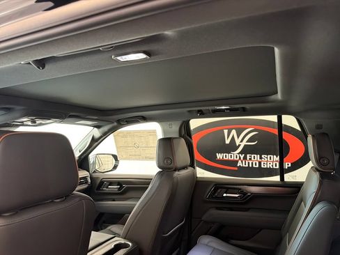 New 2026 GMC Yukon AT4 w/ LPO, Floor Liner Package AWD/4WD image 13