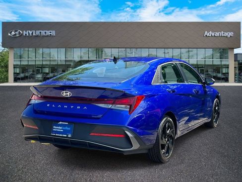 Certified 2026 Hyundai Elantra Sport FWD image 5