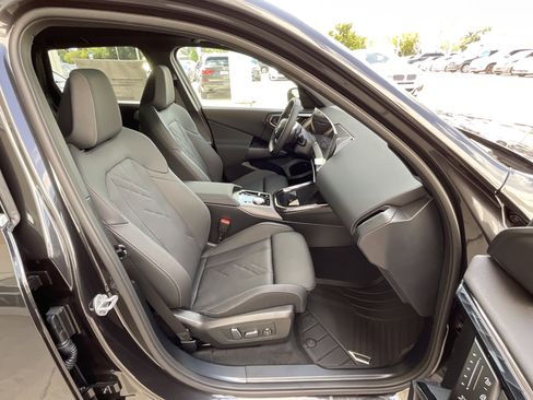 New 2025 BMW X3 xDrive30i w/ Convenience Package image 21