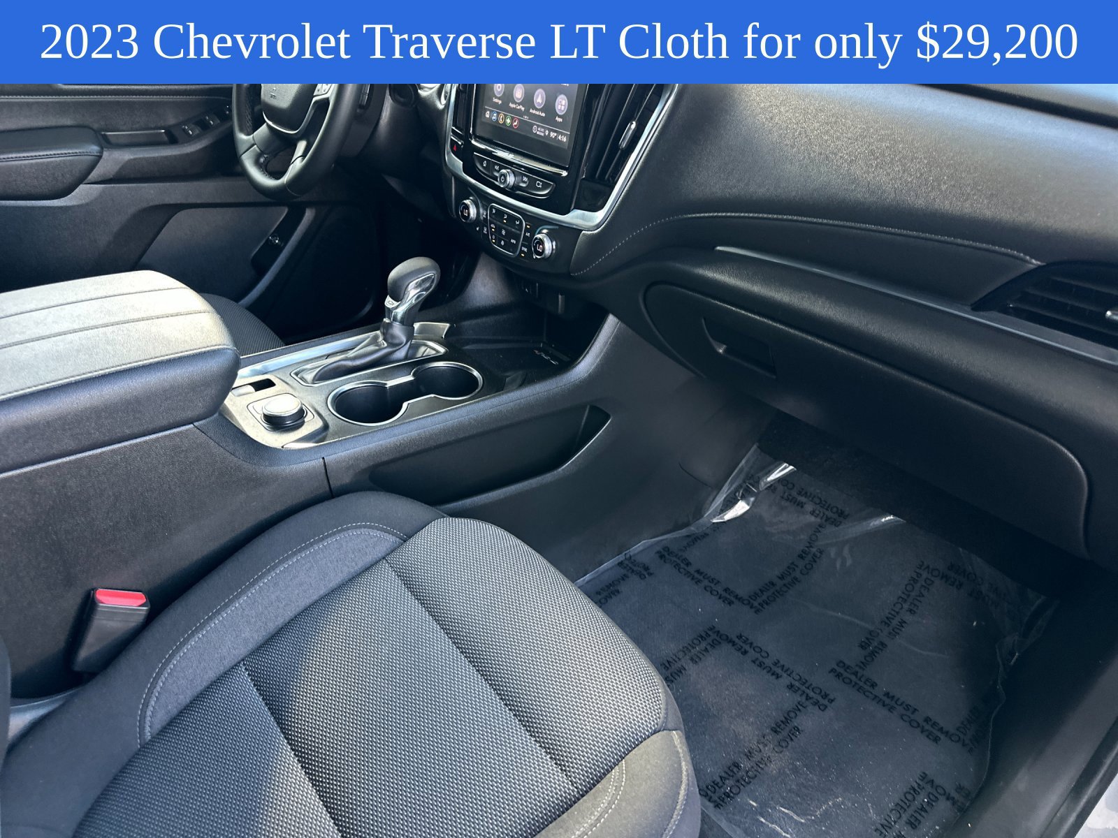 Used 2023 Chevrolet Traverse LT FWD image 18