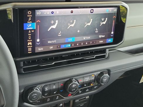 New 2025 Jeep Gladiator Mojave AWD/4WD image 28