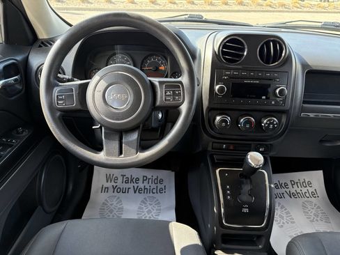 Used 2015 Jeep Patriot Sport w/ Power Value Group AWD/4WD image 20