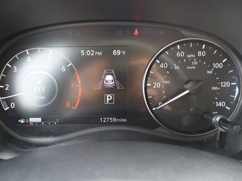 Used 2023 Nissan Kicks SR w/ SR Premium Package image 24