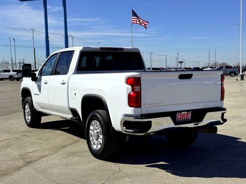 Used 2024 Chevrolet Silverado 2500 LT image 9