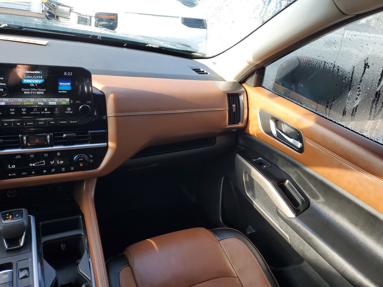 Used 2022 Nissan Pathfinder Platinum w/ Cargo Package AWD/4WD image 15