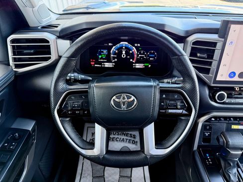 Used 2023 Toyota Tundra Limited AWD/4WD image 17