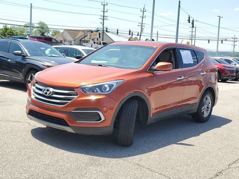 Used 2018 Hyundai Santa Fe Sport AWD/4WD image 2