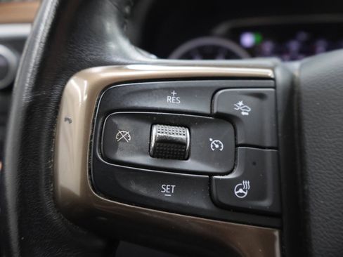 Used 2022 Chevrolet Silverado 3500 High Country w/ Safety Package II AWD/4WD image 15