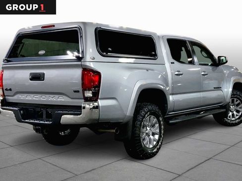 Used 2019 Toyota Tacoma SR5 image 12