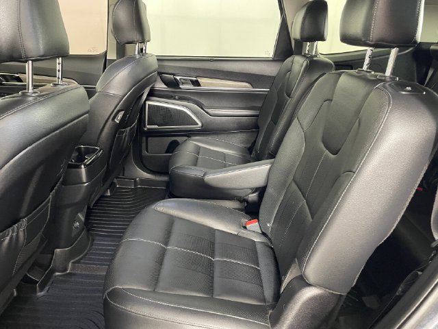 Used 2021 Kia Telluride EX w/ EX Premium Package FWD image 17