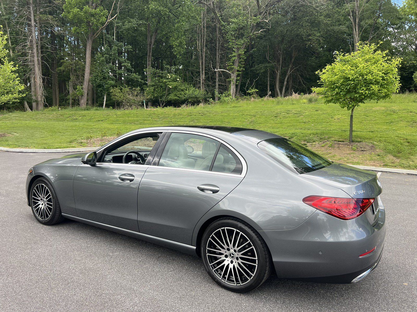 Used 2022 Mercedes-Benz C 300 4MATIC Sedan image 7