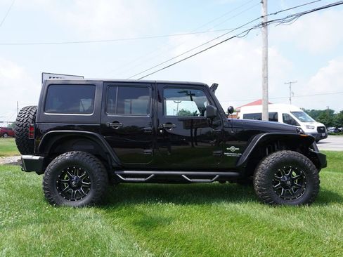 Used 2015 Jeep Wrangler Unlimited Sport AWD/4WD image 8