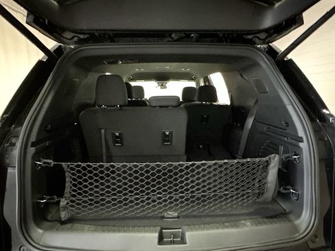 New 2025 Chevrolet Traverse LT w/ Enhanced Driving Package image 28