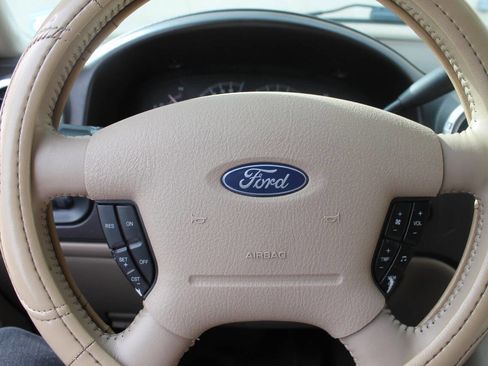 Used 2003 Ford Expedition Eddie Bauer image 36