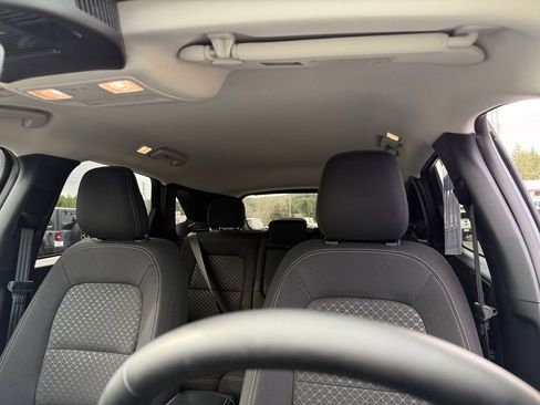 Used 2024 Ford Escape Active image 25