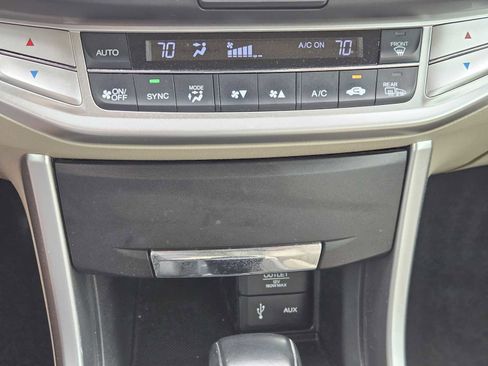 Used 2015 Honda Accord EX-L image 18