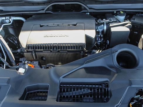 New 2026 Honda Pilot Touring image 14