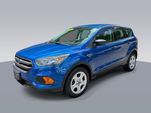 Used 2018 Ford Escape S FWD image 3