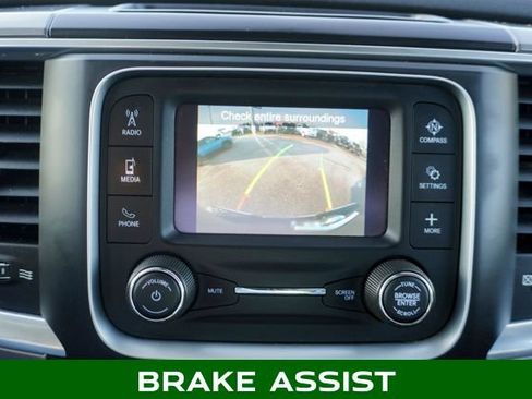 Used 2023 RAM 1500 Classic SLT image 13