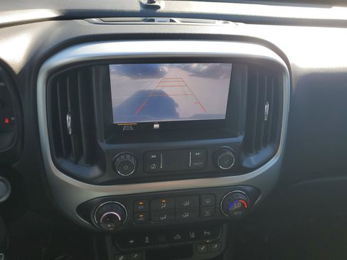 Used 2020 Chevrolet Colorado LT w/ Luxury Package image 27