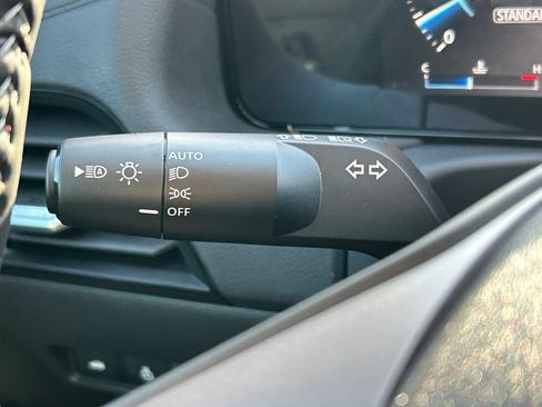 New 2026 Nissan Sentra SV w/ SV Convenience Package FWD image 27