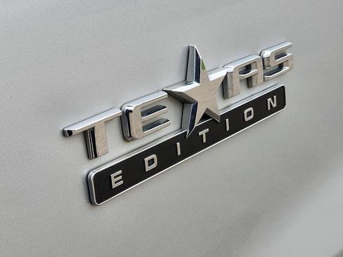 Used 2020 Chevrolet Silverado 1500 LT w/ Texas Edition image 12