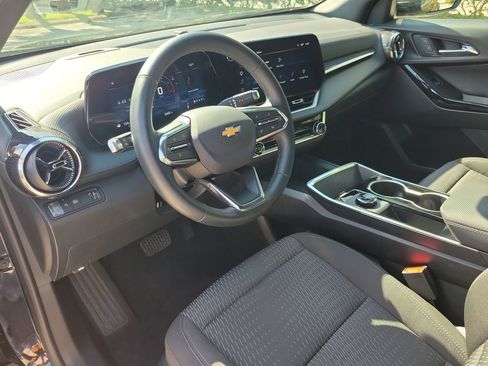 Used 2026 Chevrolet Equinox LT FWD image 14