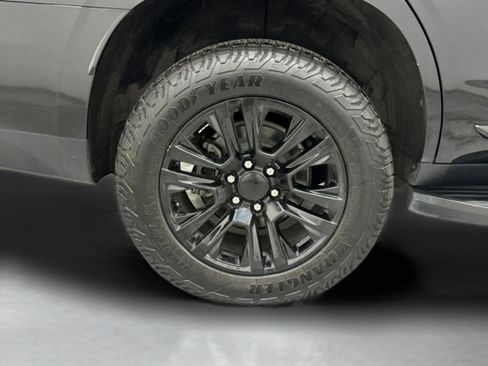 Used 2021 GMC Yukon Denali image 8