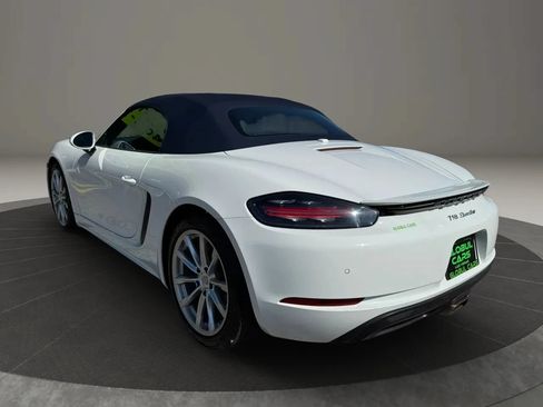 Used 2020 Porsche 718 Boxster RWD image 8