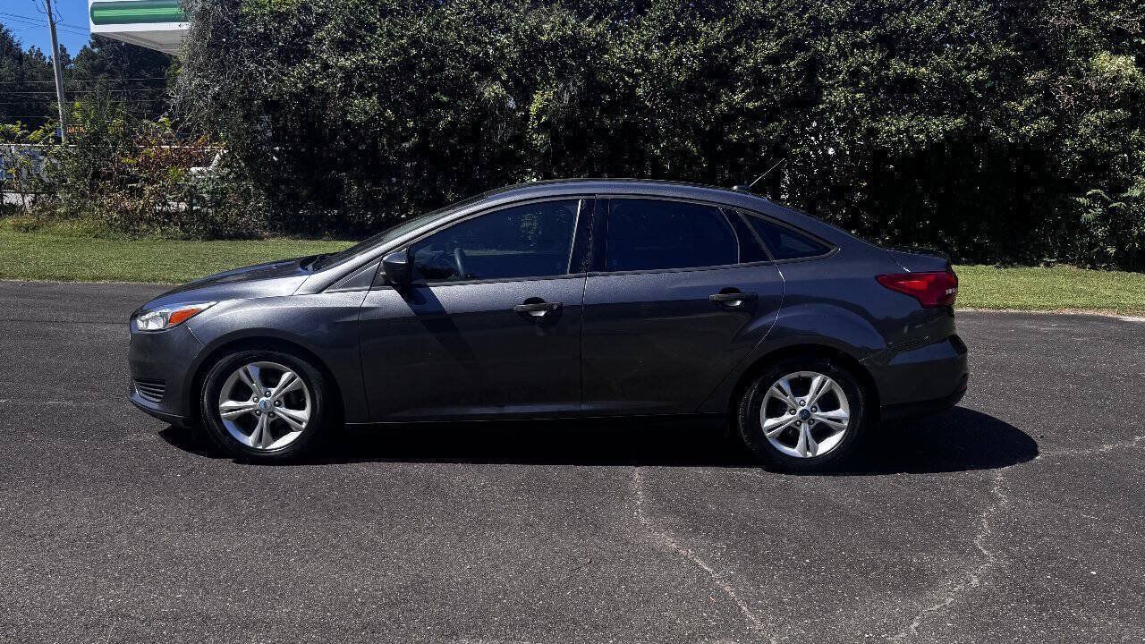 Used 2017 Ford Focus S FWD image 5