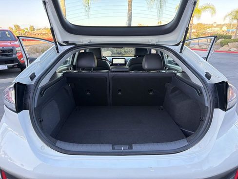 Used 2020 Hyundai Ioniq Limited FWD image 20