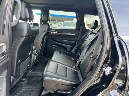 Used 2022 Jeep Grand Cherokee Limited w/ Trailer Tow Group IV image 12