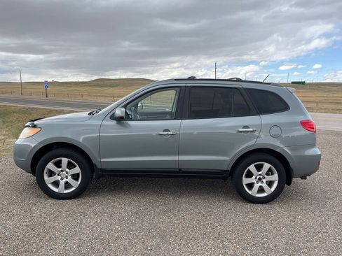Used 2009 Hyundai Santa Fe Limited w/ Navigation Pkg 5 AWD/4WD image 2