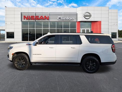 Used 2022 Chevrolet Suburban Z71 w/ Luxury Package image 6