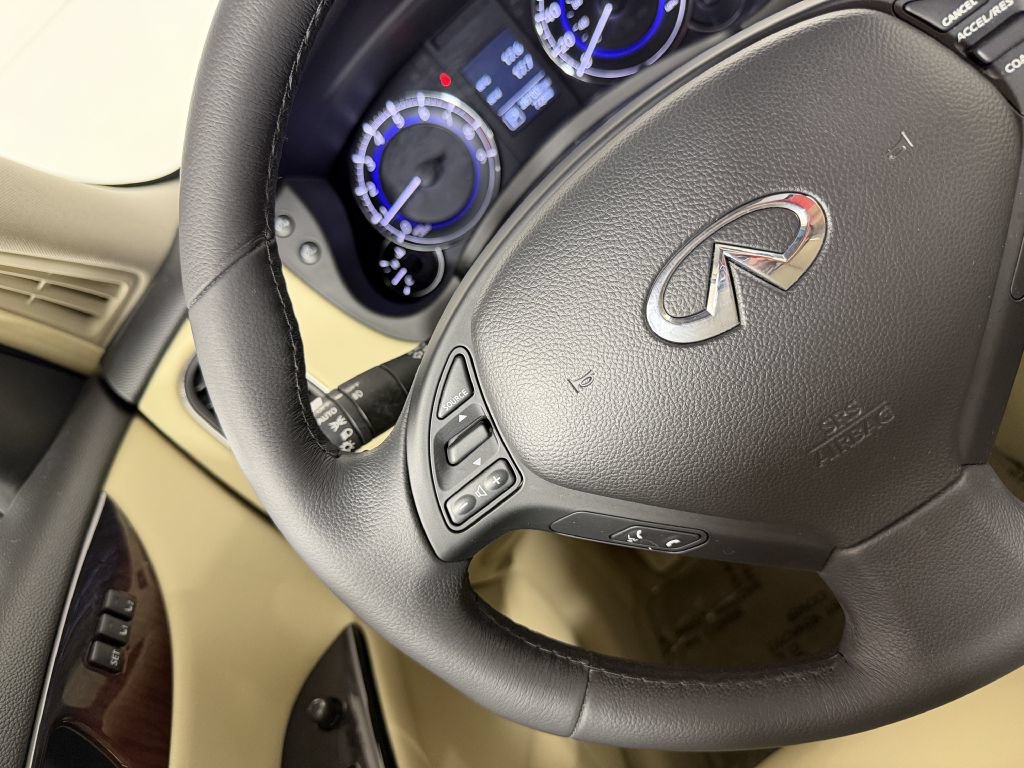 Used 2017 INFINITI QX50 AWD w/ Premium Package image 33