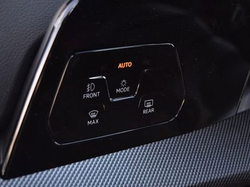 New 2026 Volkswagen GTI SE image 10