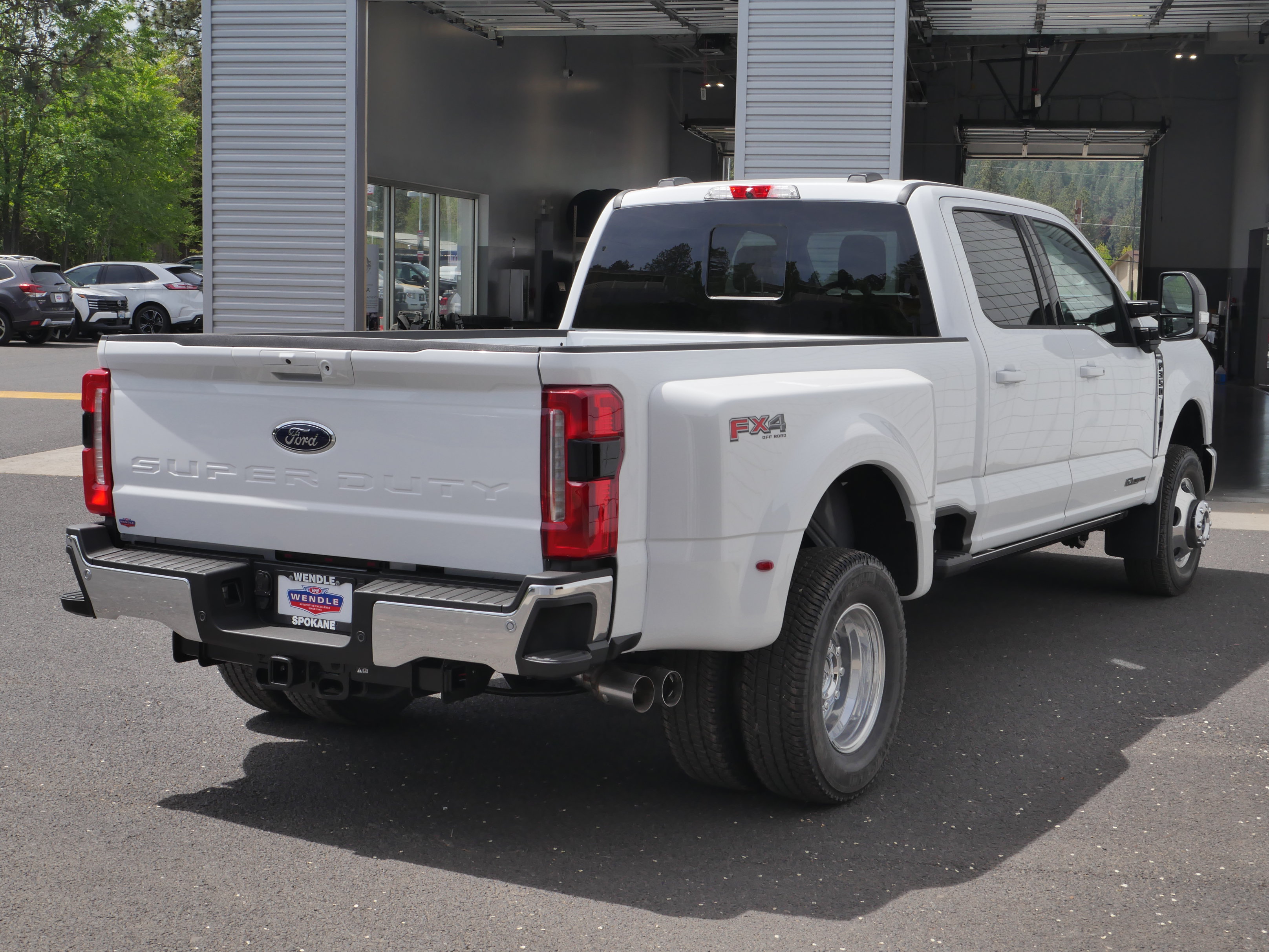 New 2026 Ford F350 Lariat w/ Lariat Ultimate Package AWD/4WD image 32