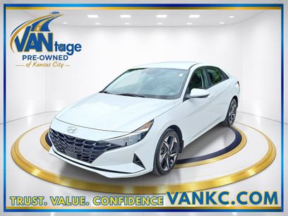 Used 2023 Hyundai Elantra SEL w/ Convenience Package