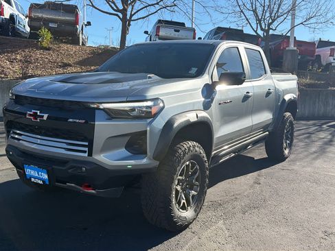 Used 2024 Chevrolet Colorado ZR2 w/ Technology Package image 1