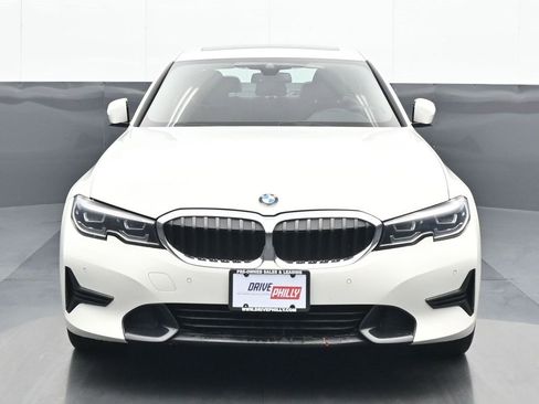 Used 2022 BMW 330i xDrive Sedan w/ Driving Assistance Package image 1