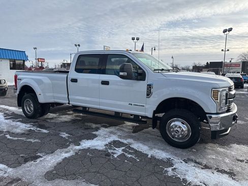 Used 2018 Ford F350 XLT image 7