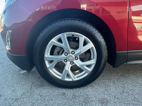 Used 2019 Chevrolet Equinox LT image 9