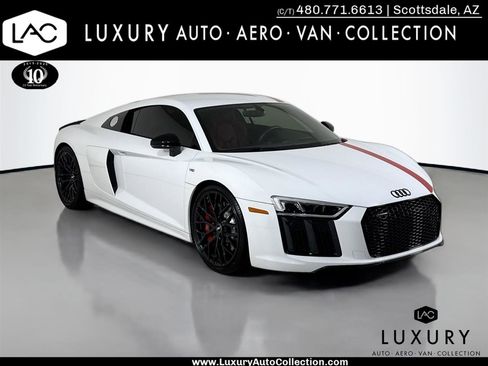 Used 2018 Audi R8 V10 w/ Premium Package image 1
