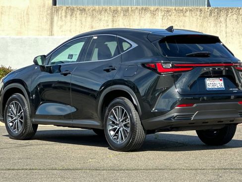 Certified 2025 Lexus NX 350h AWD w/ Accessory Package (2T) image 7