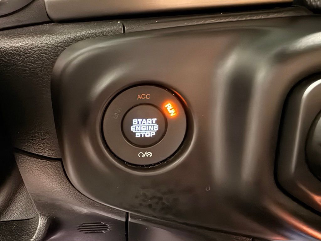 Used 2020 Jeep Wrangler Unlimited Sport AWD/4WD image 18