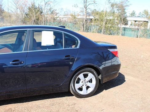 Used 2007 BMW 530xi Sedan image 10