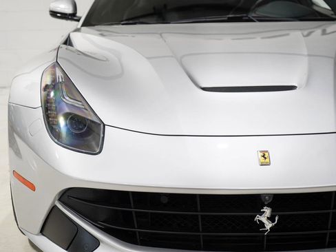 Used 2015 Ferrari F12 Berlinetta image 29