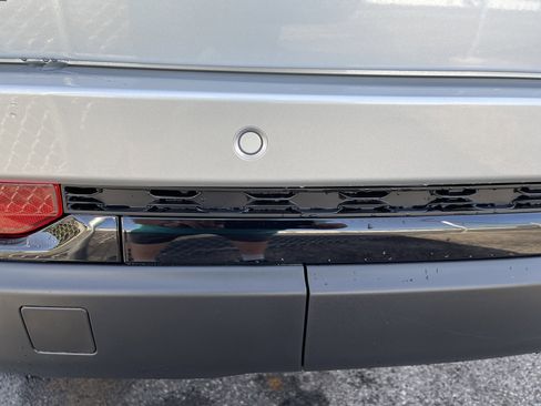 New 2025 Jeep Grand Cherokee 4WD image 6